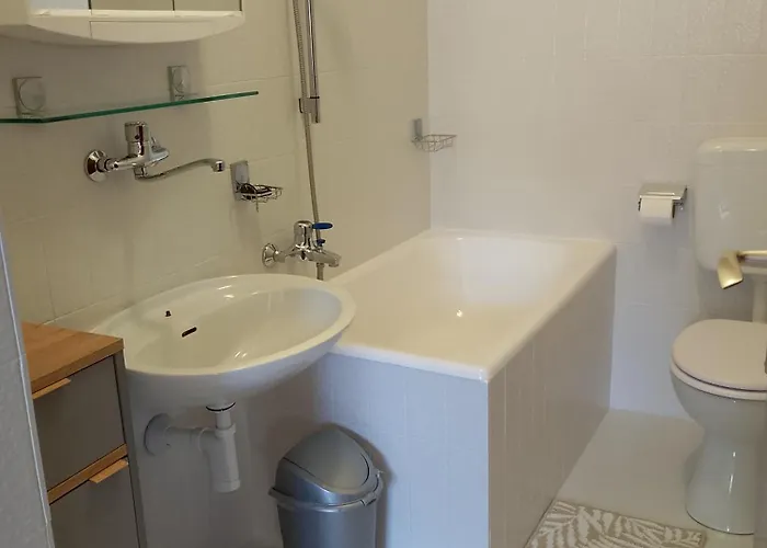 Apartment Lucky Star - 2 Bedroom, Sea View, Large Balcony, Free Parking, Bbq