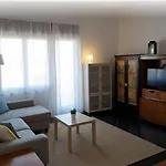 Lucky Star - 2 Bedroom, Sea View, Large Balcony, Free Parking, Bbq Apartment