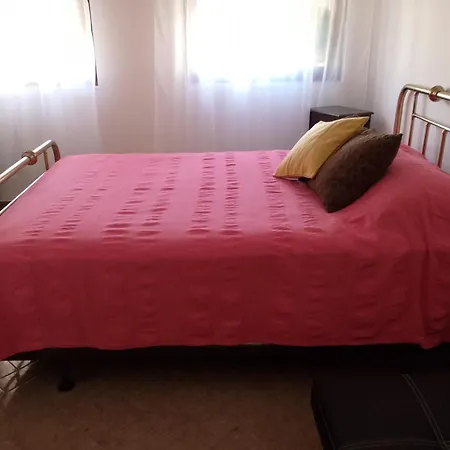 Lucky Star - 2 Bedroom, Sea View, Large Balcony, Free Parking, Bbq شقة تروغير