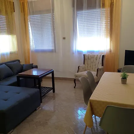 Lucky Star - 2 Bedroom, Sea View, Large Balcony, Free Parking, Bbq شقة