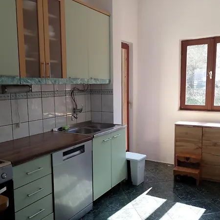 Apartment Lucky Star - 2 Bedroom, Sea View, Large Balcony, Free Parking, Bbq 公寓