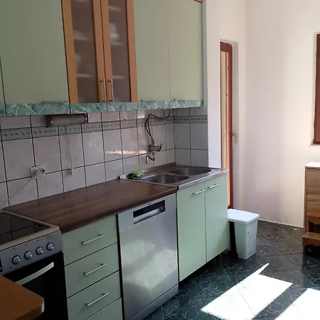 Apartment Lucky Star - 2 Bedroom, Sea View, Large Balcony, Free Parking, Bbq 特罗吉尔