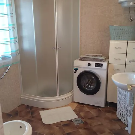 شقة Lucky Star - 2 Bedroom, Sea View, Large Balcony, Free Parking, Bbq تروغير