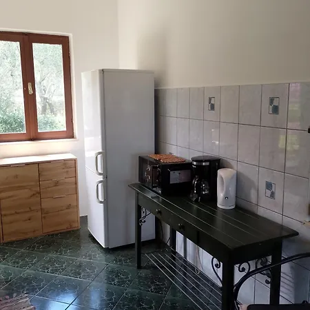 Lucky Star - 2 Bedroom, Sea View, Large Balcony, Free Parking, Bbq * تروغير