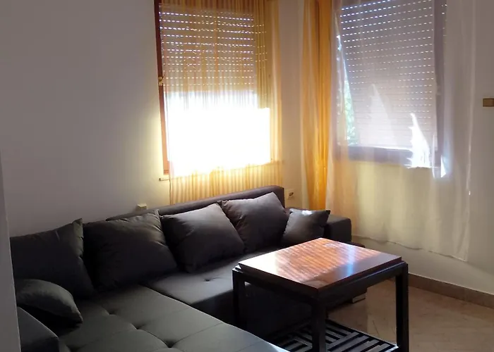 Apartment Lucky Star - 2 Bedroom, Sea View, Large Balcony, Free Parking, Bbq 特罗吉尔